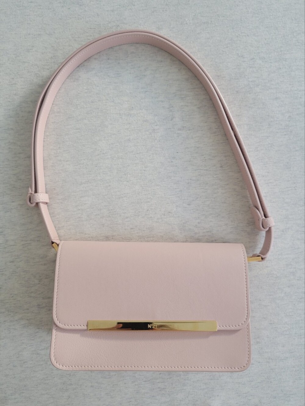 Reasonable Offers! No. 21 Pale Pink Shoulder Bag